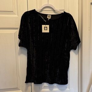 Anne Klein Black Velvet Short Sleeve Top